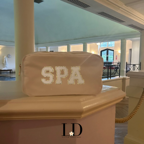 Medium White Pouch